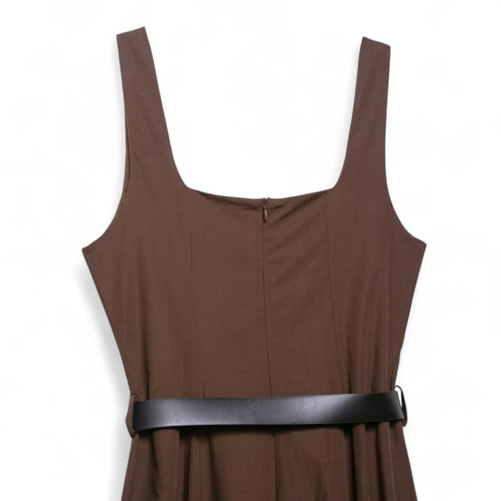 Amélie | Robe Évasée Sans Manches avec Ceinture Structurante