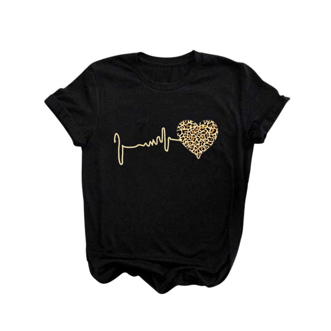 Chloe | T-shirt décontracté avec détail de cœur léopard