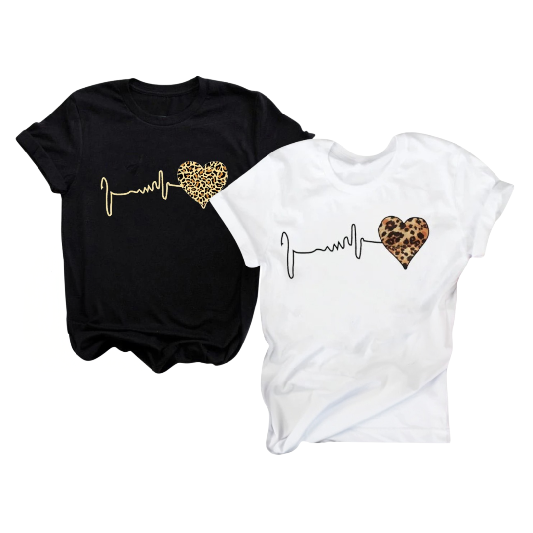 Chloe | T-shirt décontracté avec détail de cœur léopard