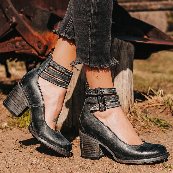 Timeless Vintage Leather Pumps