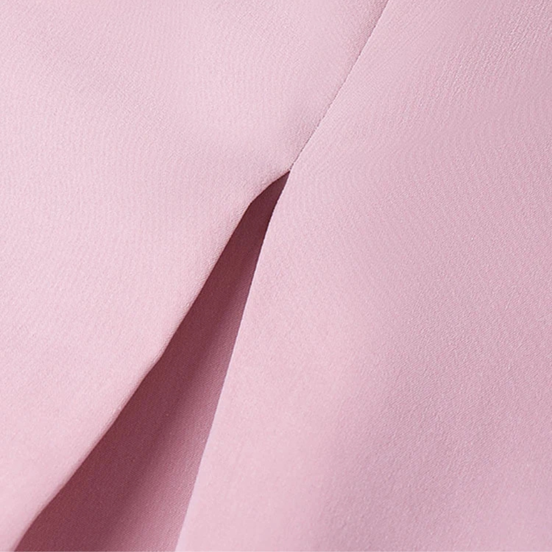 Sandrine | Robe Patineuse Structurée à Encolure Carrée