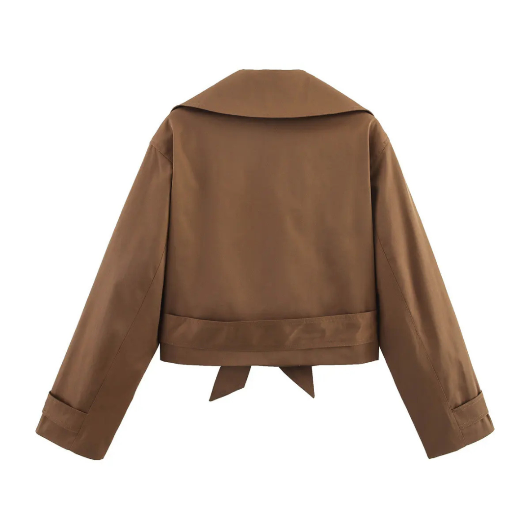 Amélie | Veste Croppée à Boutons et Ceinture Noeud