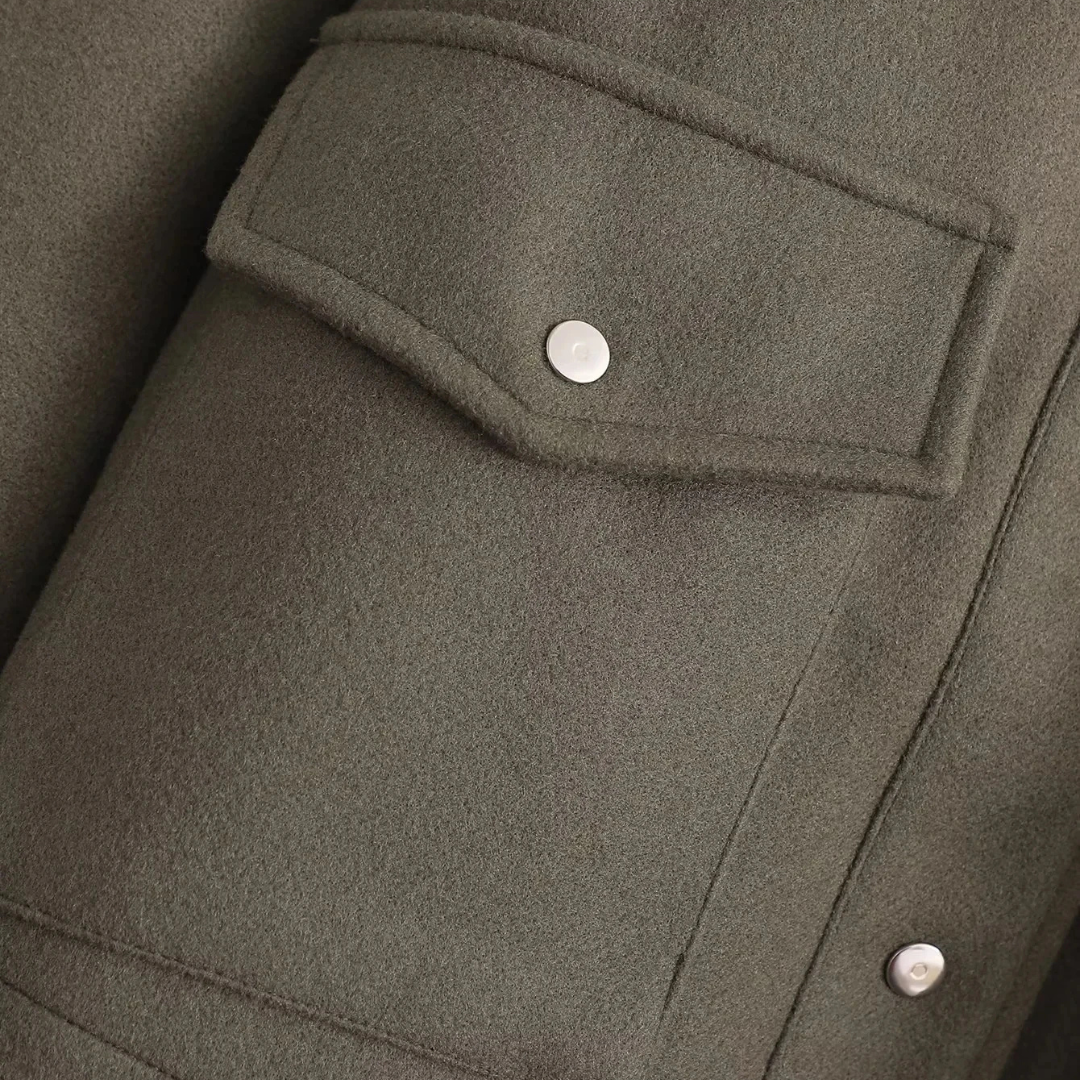 Maëlys | Veste Croppée à Poches Boutonnées