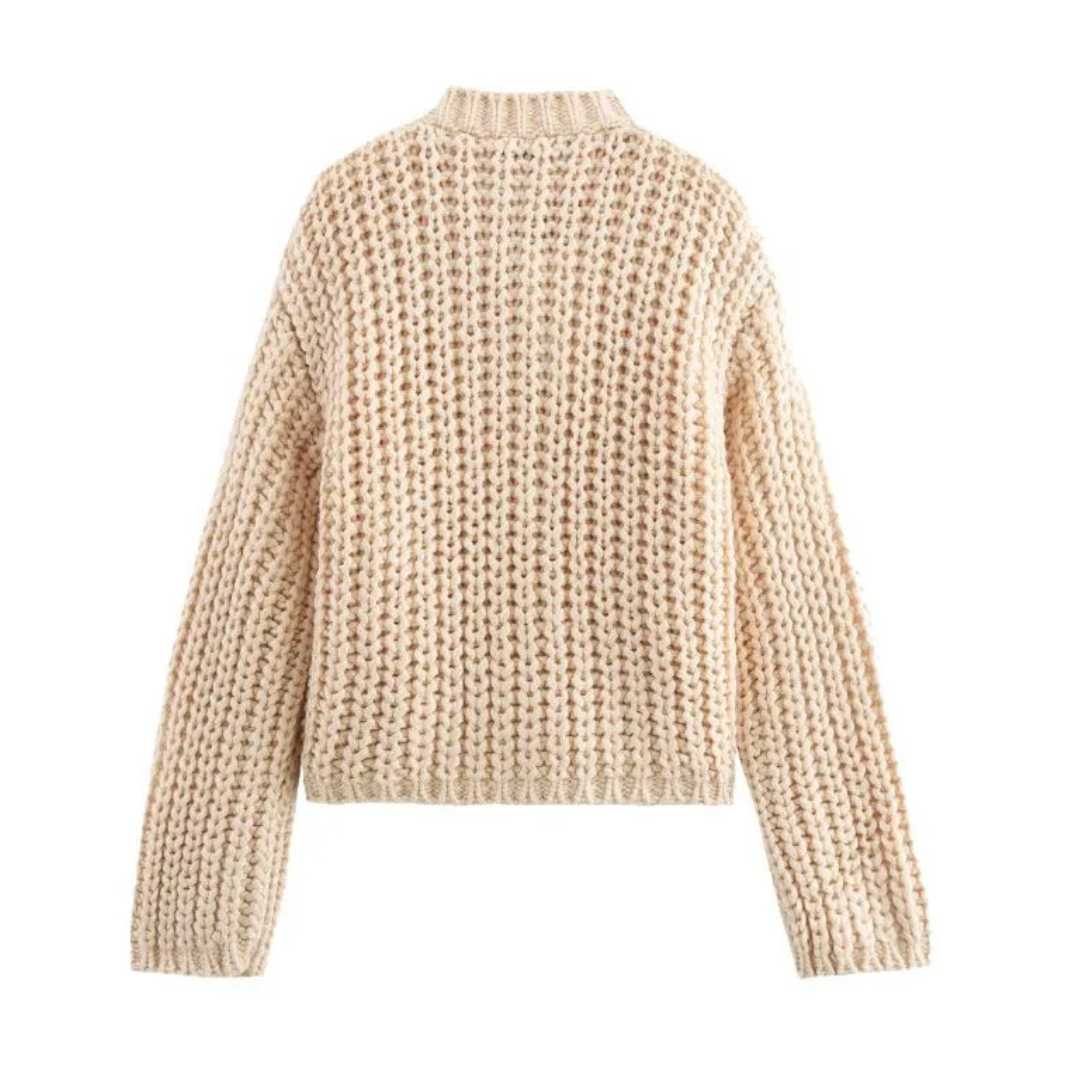 Léane | Gilet en maille torsadée à gros boutons dorés