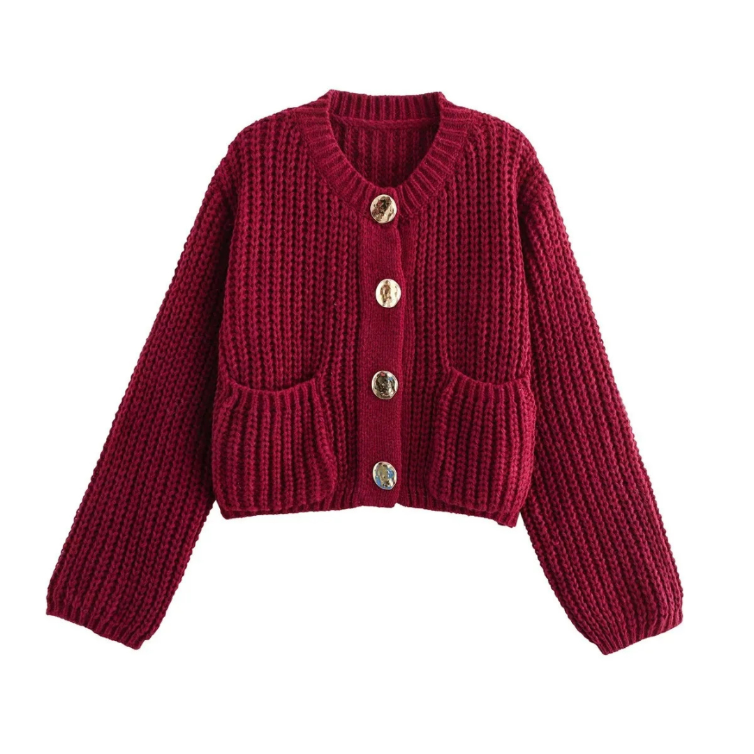 Léane | Gilet en maille torsadée à gros boutons dorés