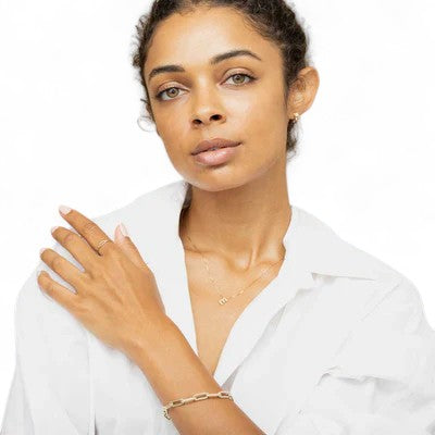 Collier initial en forme de lettre d'amour
