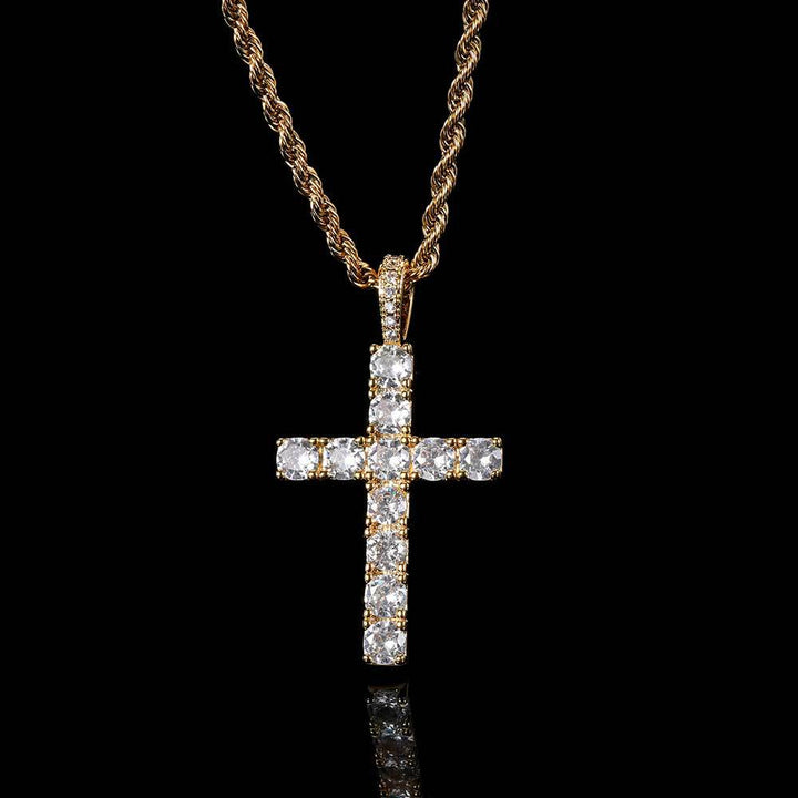 Collier avec pendentif croix en moissanite