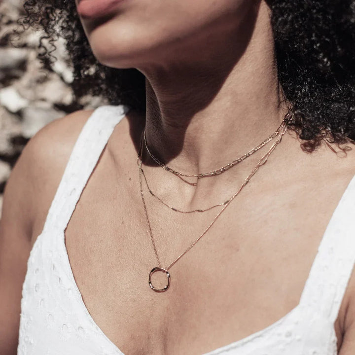 Collier à trois rangées de cercle ouvert