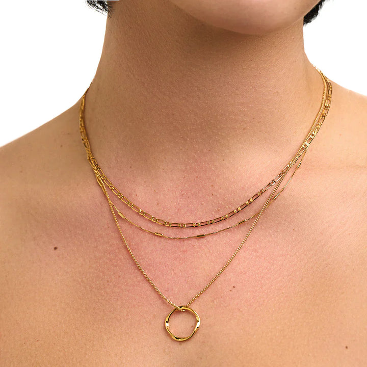 Collier à trois rangées de cercle ouvert