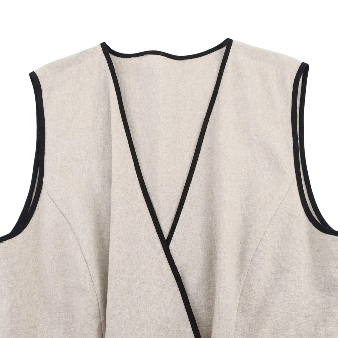 Camille | Robe sans manches ceinturée à contraste noir