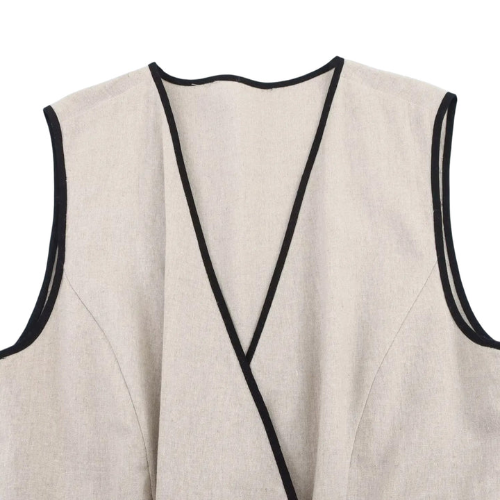 Camille | Robe sans manches ceinturée à contraste noir