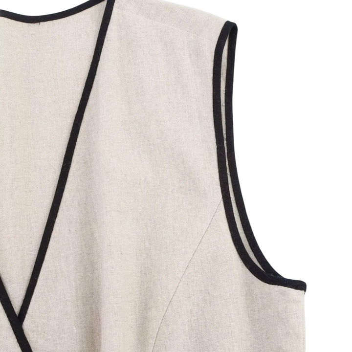 Camille | Robe sans manches ceinturée à contraste noir