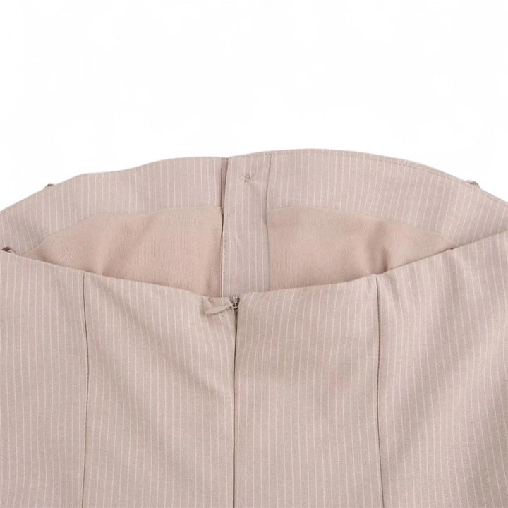 Chloé | Robe Structurée à Rayures avec Jupe Plissée