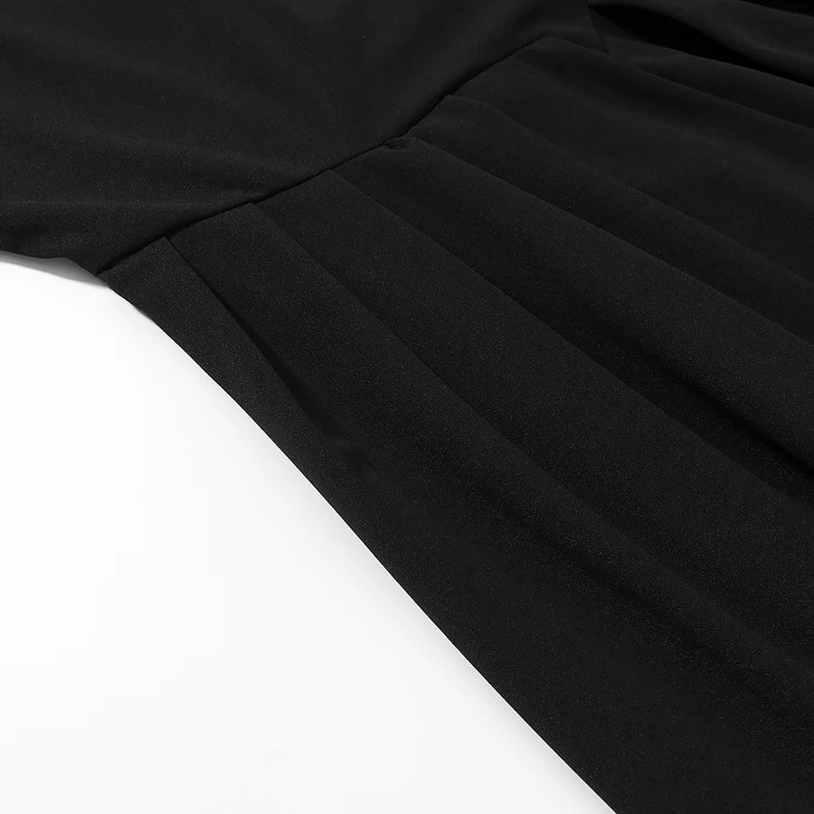Camille | Robe plissée à col bateau