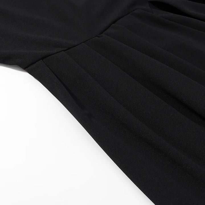Camille | Robe plissée à col bateau