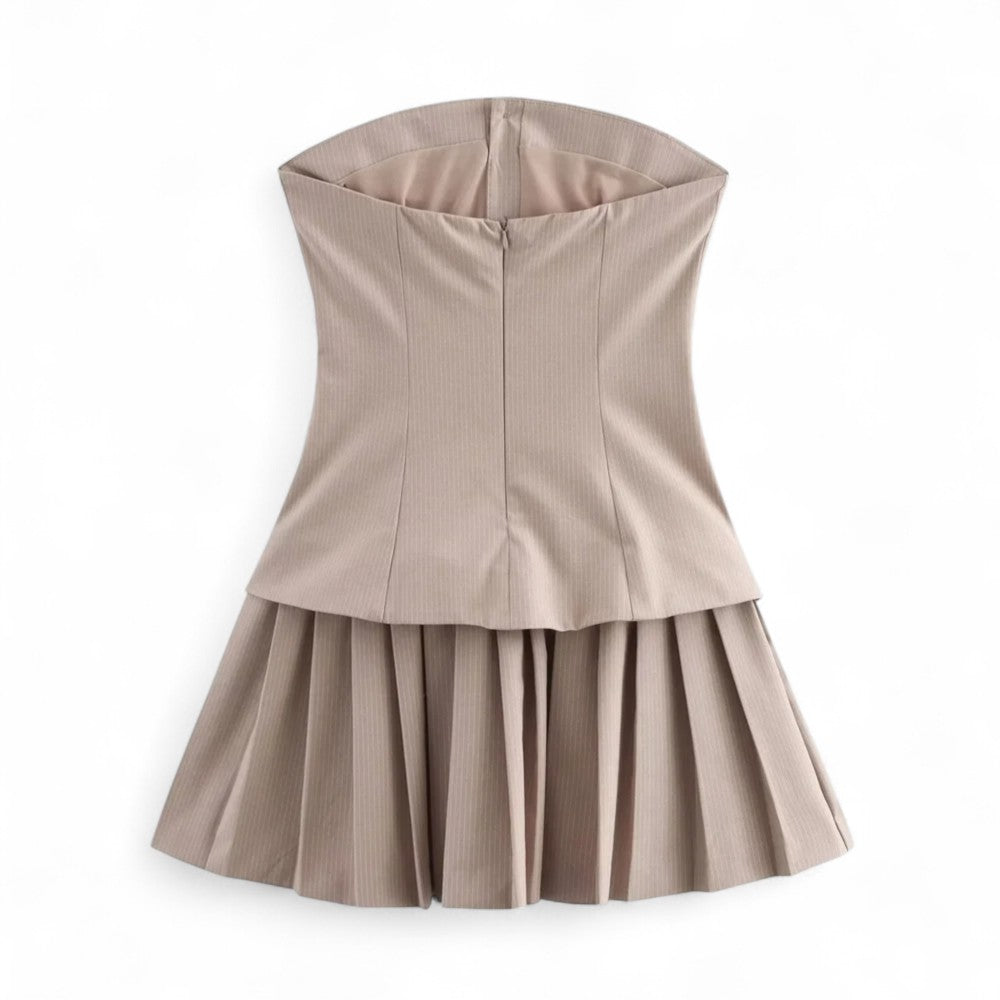 Chloé | Robe Structurée à Rayures avec Jupe Plissée