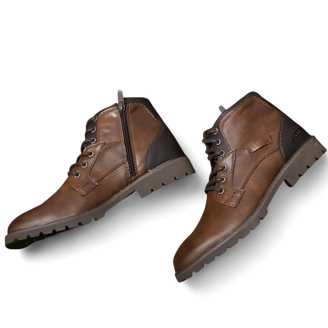 Lachlan | Bottines d'extérieur résistantes deux tons avec semelle à gros crampons