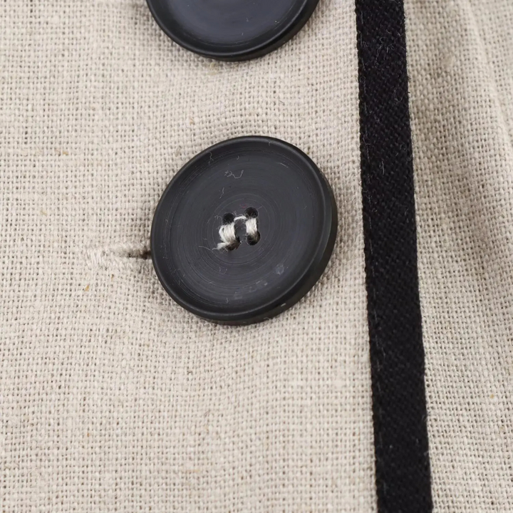 Camille | Robe sans manches ceinturée à contraste noir