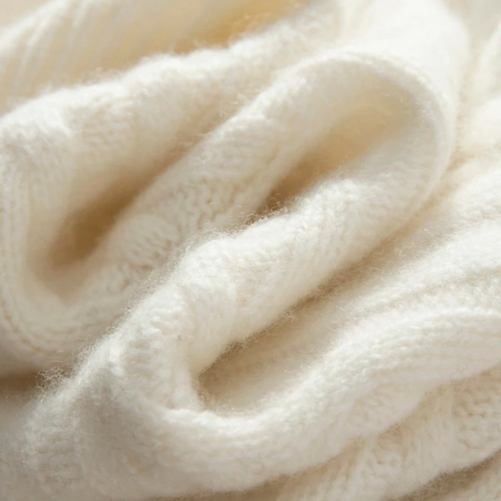 Apolline | Pull torsadé à col rond en maille duveteuse