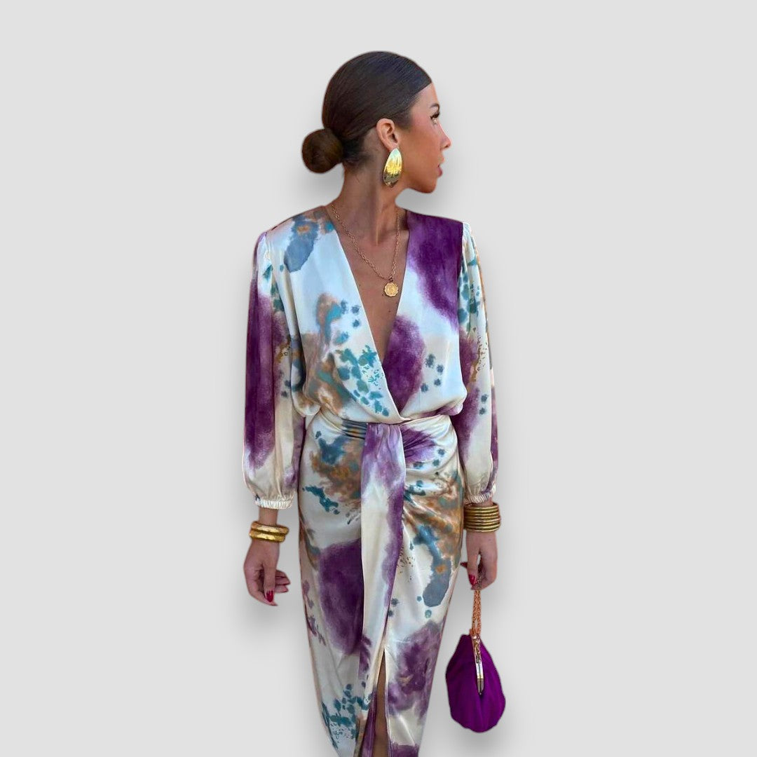 Larissa | Stylish V-Neckline Dress