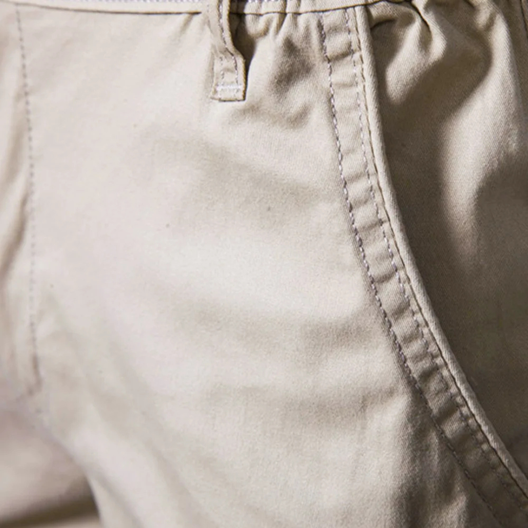 Troy | Short en Smart à Taille Élastique et Détail de Bouton