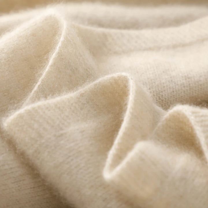 Ariane | Pull à capuche col V en maille douce
